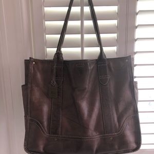 Frye Campus Shopper in walnut